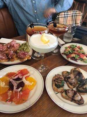 Sig. Enzo Aperitivo Bar