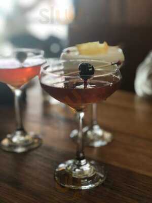 Sig. Enzo Aperitivo Bar