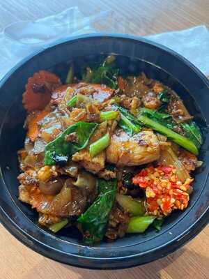 D'elephant Thai Cuisine The Glen