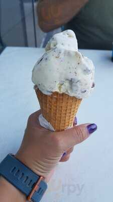 Cold Rock Ice Creamery