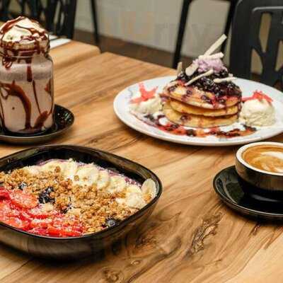 Blueberry Cafe & Patisserie