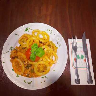 La Bella Vita Pizzeria & Pasta