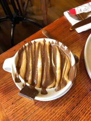 Max Brenner Southport