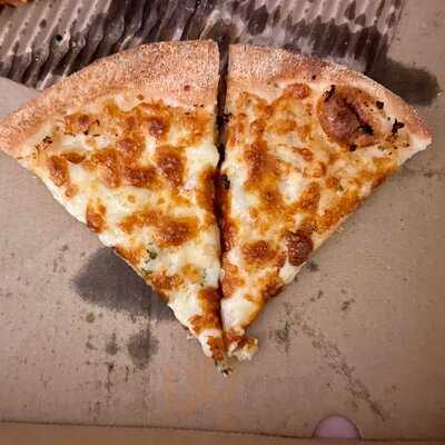 Crust Gourmet Pizza Bar