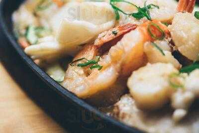 Fujiyama Japanese Restaurant