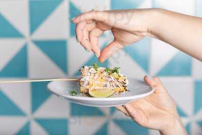 El Santo De Los Tacos