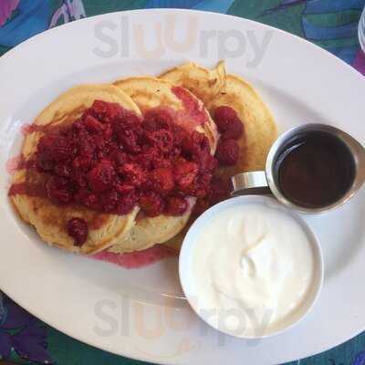 Groove Cafe And Gear