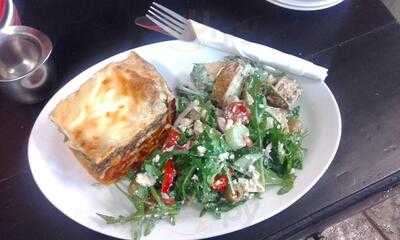 Groove Cafe And Gear