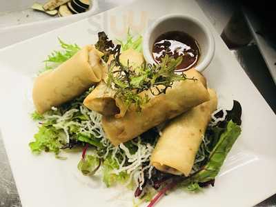 Charlie's Bar & Kitchen