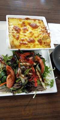 Lizards Bar & Restaurant