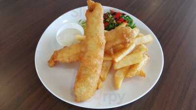 Lizards Bar & Restaurant