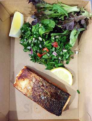 Zakis Fish And Grill