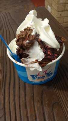Fruityo Frozen Yoghurt