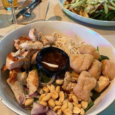 Cossies Poolside Bar And Bistro