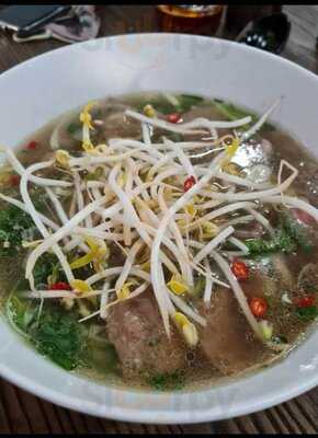 Bay City Noodle & Cafe Minh