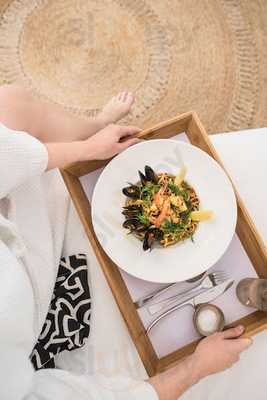 On The Beach, Hastings St