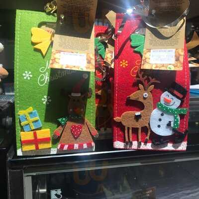 Mrs. Fields Bakery And Cafe