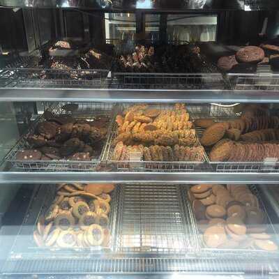 Mrs. Fields Bakery And Cafe