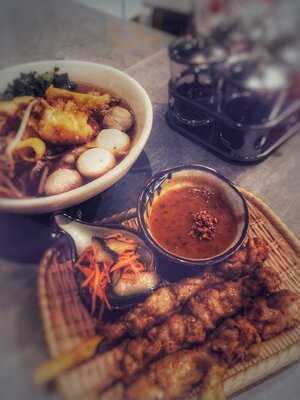 Miss Ping’s Thai Eatery