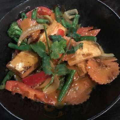 Miss Ping’s Thai Eatery