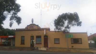 British & American Hotel