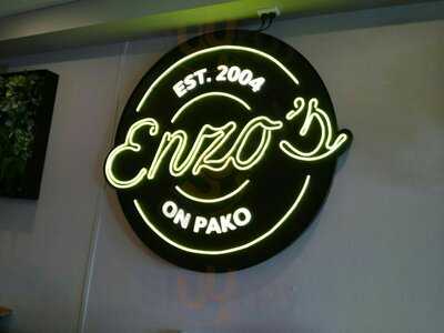 Enzo's On Pako
