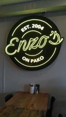 Enzo's On Pako