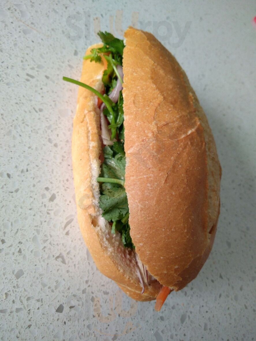 Sunny Nguyen Bakery