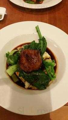 Zenith Brasserie & Bar