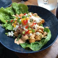 Stavs - Drinks, Eats & Beats