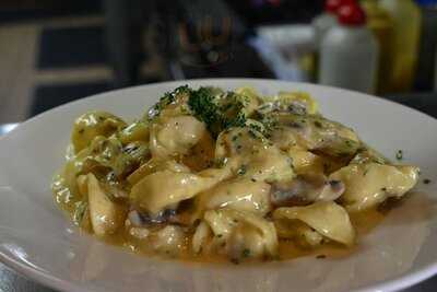 La Porchetta Pizza Restaurant