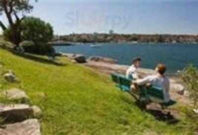 Clonny's On The Beach