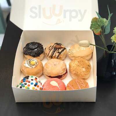 Goldeluck's Doughnuts Eastland