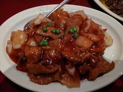 Golden Leaf Chinese Restaurant