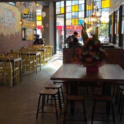 Nene Chicken Box Hill