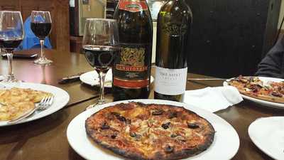 Uncle Leo's Pizza Bistro