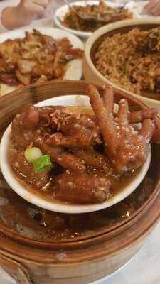 Secret Kitchen Noodles And Bbq