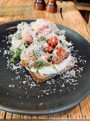 The Newtown Provedore