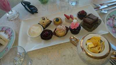 High Tea In Paris