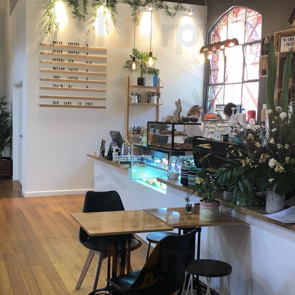 Linger Patisserie Cafe