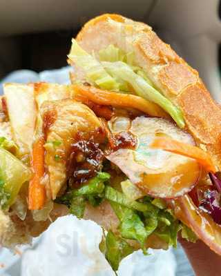 V N Rolls Bakery & Cafe