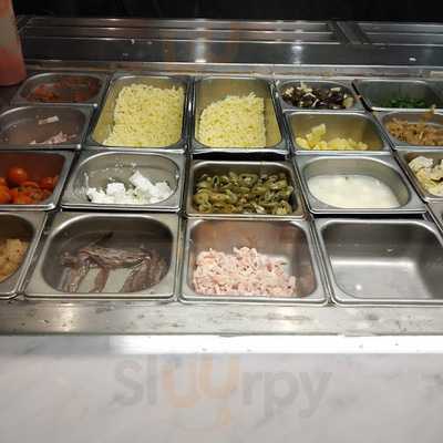 Crust Gourmet Pizza Bar