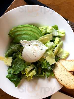 Giancarlo Cafe & Bar