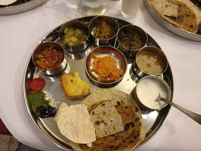Annakut Thali
