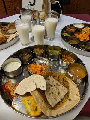 Annakut Thali