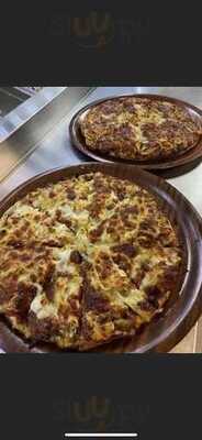 Pizza Hut Windsor Dine In