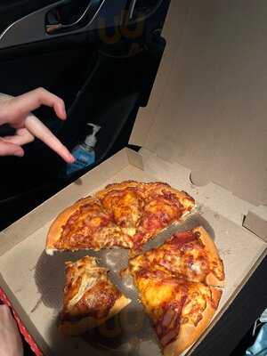 Pizza Hut Windsor Dine In