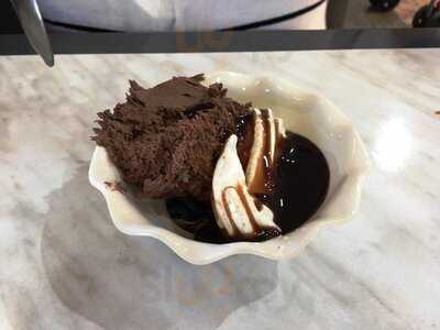 Pizza Hut Windsor Dine In