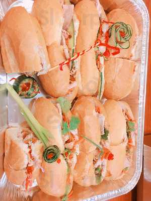 Hardys Cafe, Patisserie & Chocolates