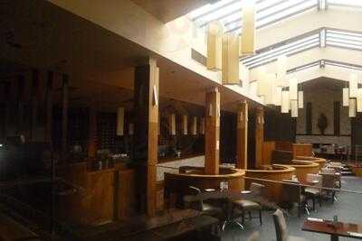 Marine Hotel Restaurant